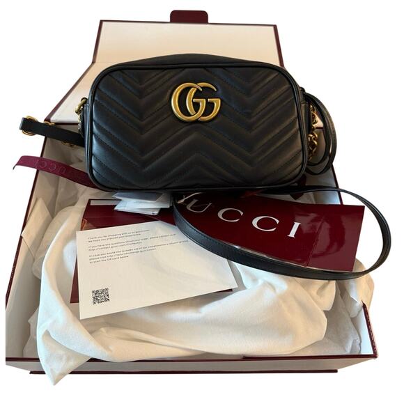 Gucci GG Marmont Small Matelassé Camera Bag – Black (Style 447632 DTDIT 1000) - Picture 1 of 8